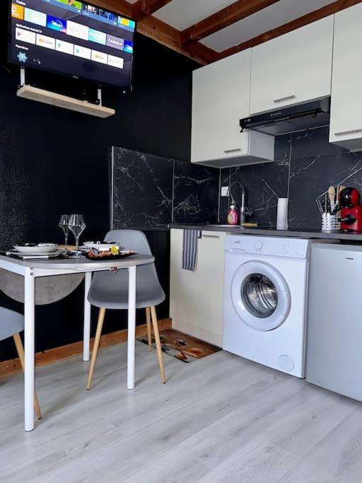 Апартаменты Pont Achard #2-T1Bis-Mezzanine -5Mngare- Пуатье Экстерьер фото